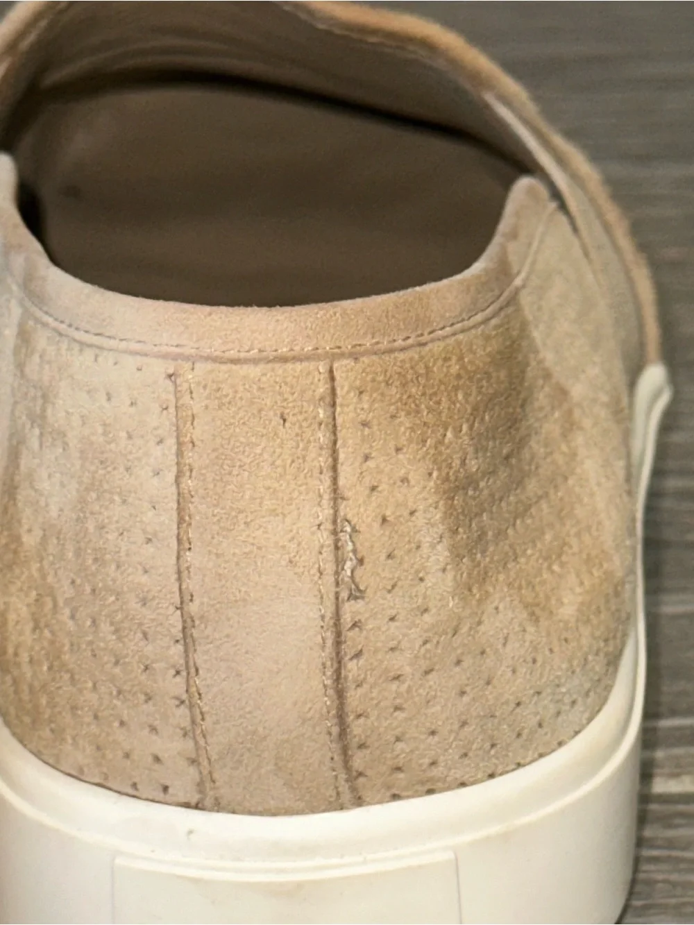 Vince Blair 5 Tan Perforated Leather Slip On Sneakers Shoes Platform Women’s 9.5